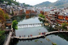 贵州长沙旅游攻略(长沙旅游攻略景点必去二日游)