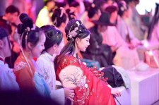 贵州汉服模特兼职(想做汉服模特去哪里找)