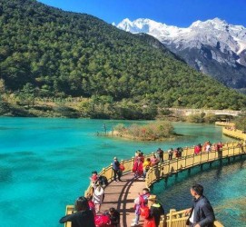 贵州云南旅游攻略(云南旅游攻略必去景点顺序)