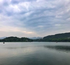 贵州杭州自助游(杭州自助游旅游攻略)