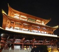 贵州长沙旅游攻略(长沙旅游攻略景点必去长沙美食街)