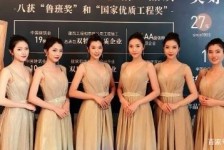 贵州模特能够兼职吗(模特能够兼职吗百度)