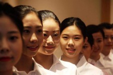 贵州私人伴游招聘 度假区万元月薪招“泳装伴游”