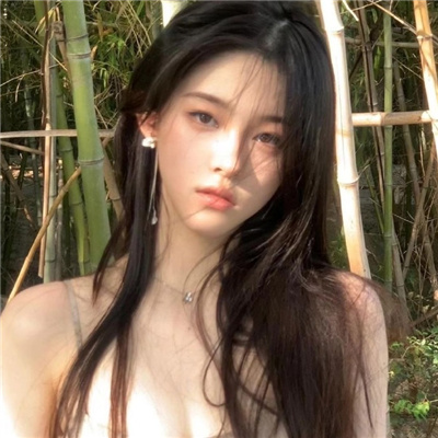 贵州与商务伴游共进晚餐，愉快的营业会谈起头了