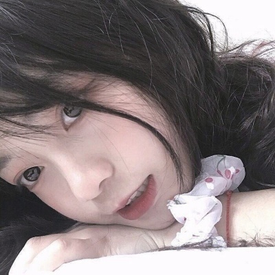 贵州伴游女生柳依依的资料