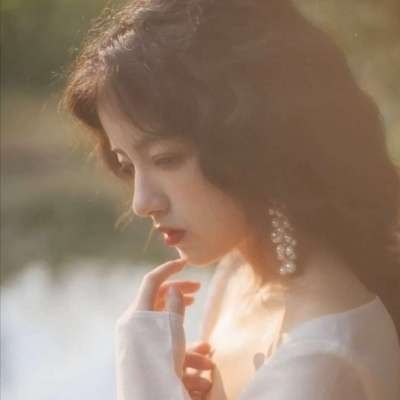 贵州伴游女生雷花蕊的资料