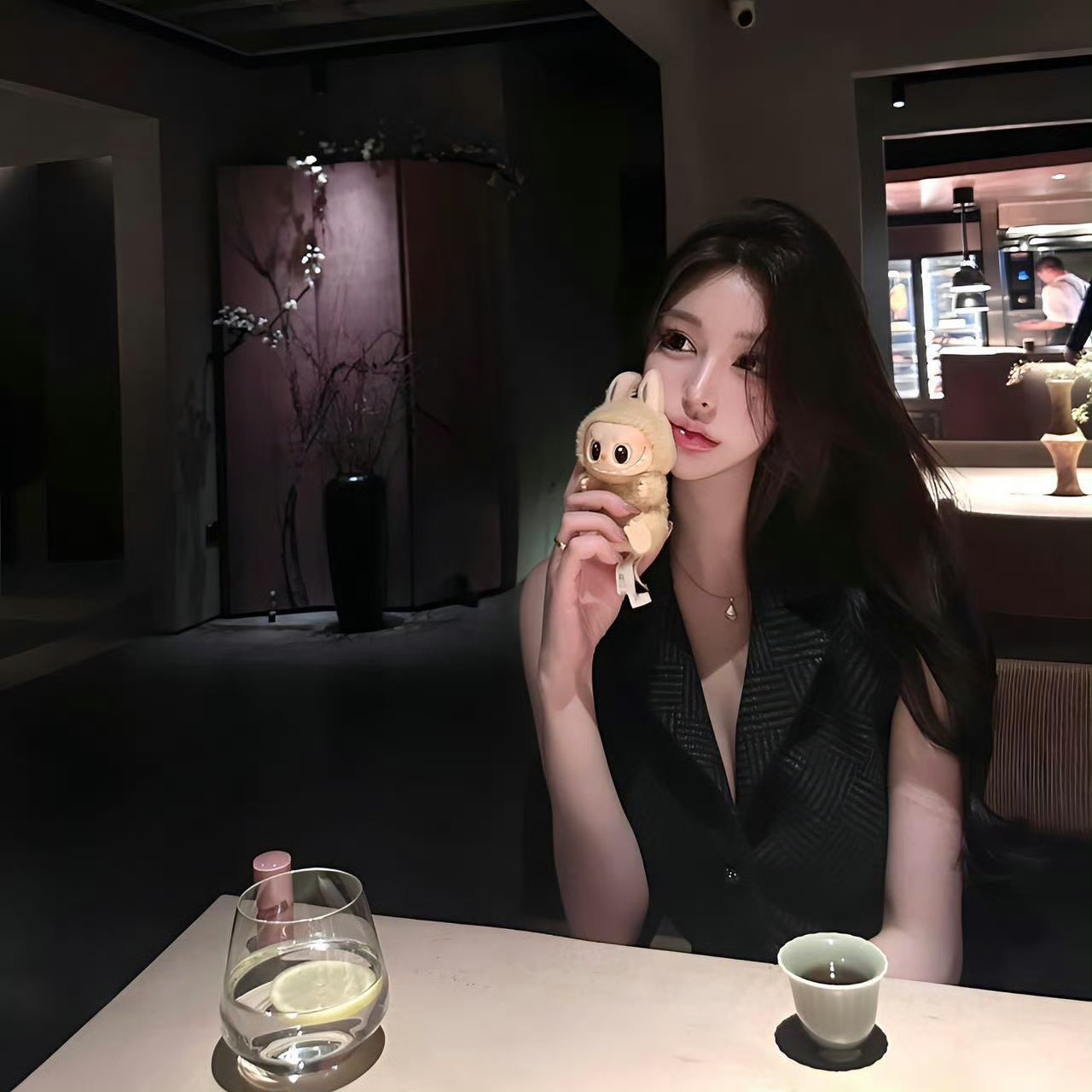 贵州伴游女生范甜甜的资料
