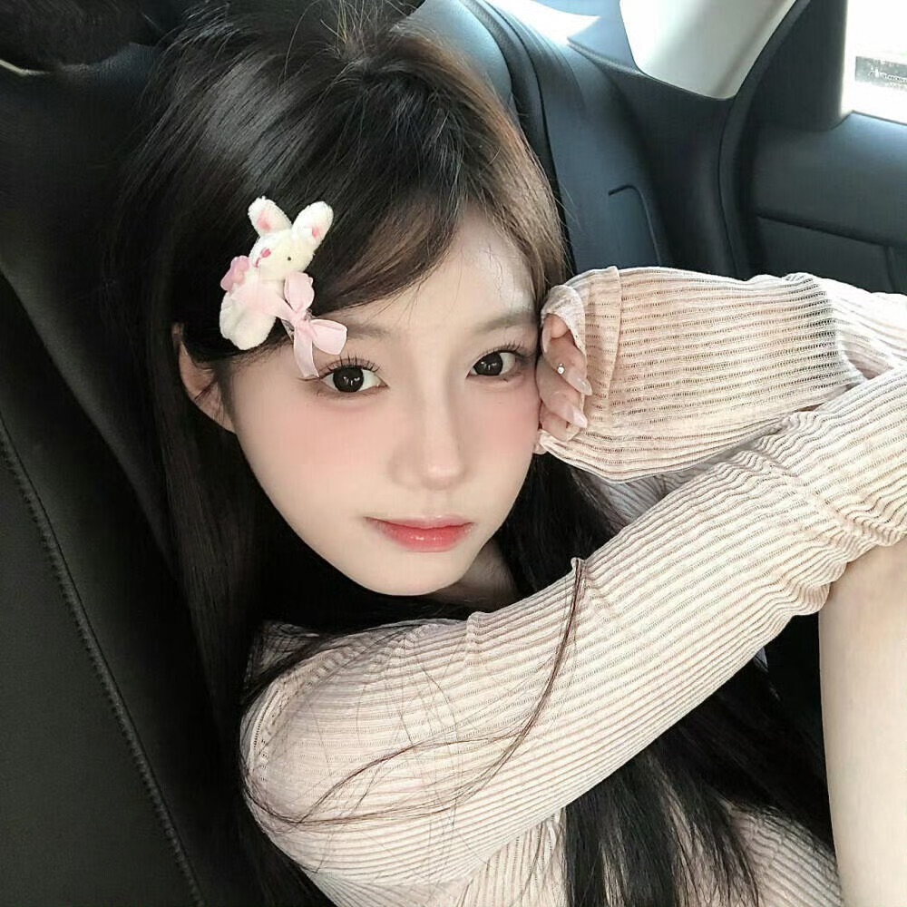 贵州伴游女生沈欣白的资料