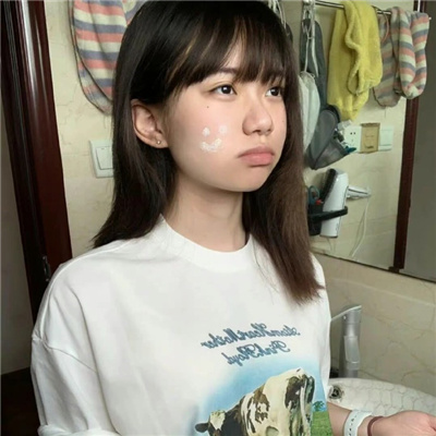 贵州伴游女生邝易云